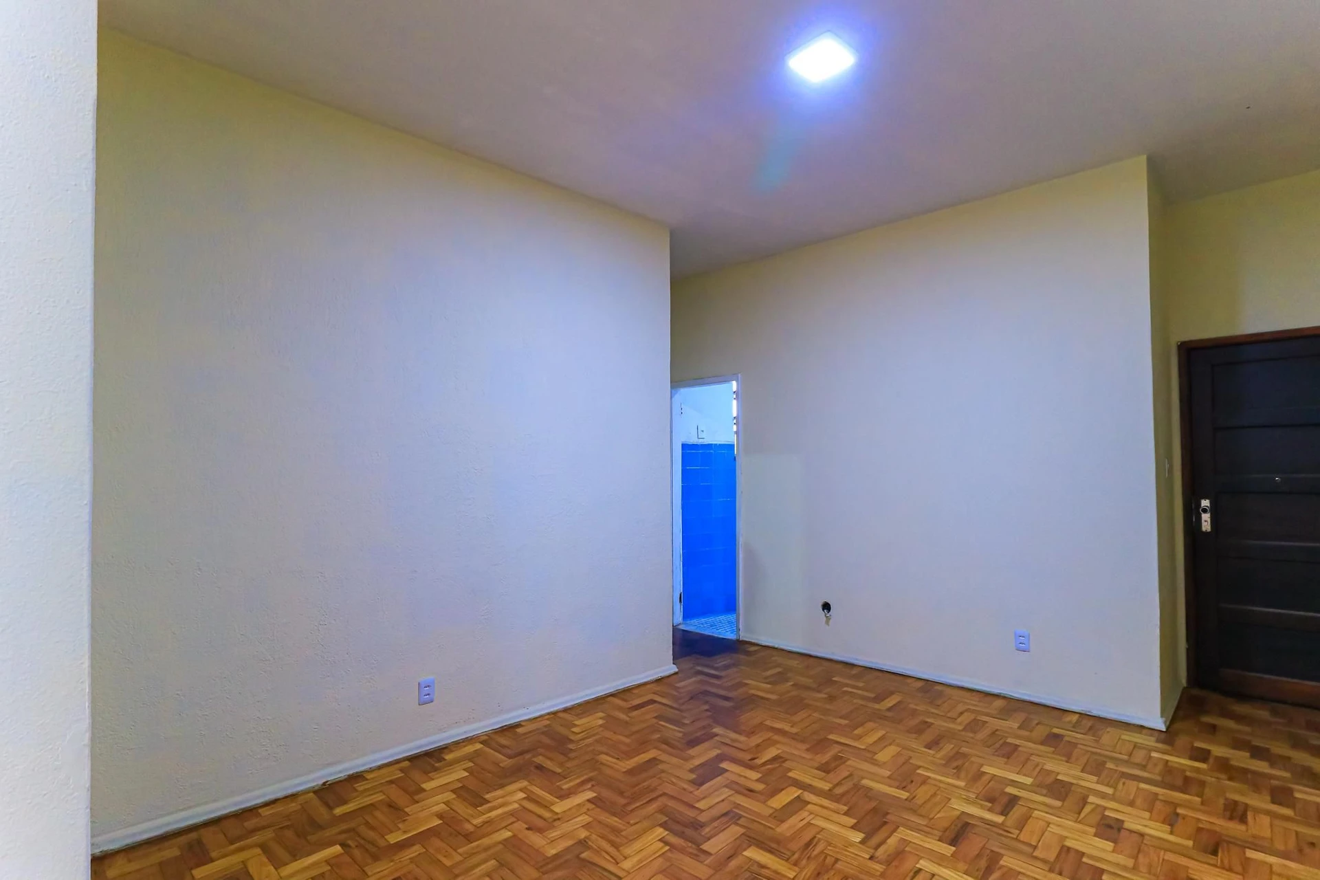 Apartamento de 2 dormitorios con cocina independiente — photo 23