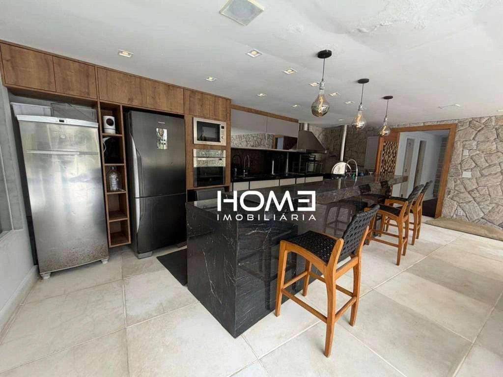 Furnished house with 6 en-suite bedrooms and 10 baths — photo 14