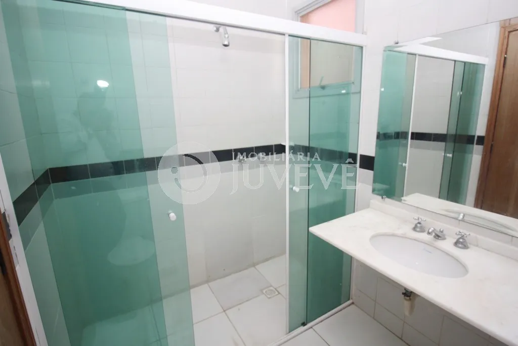 Furnished 145 m² apartment with 3 bedrooms — photo 39