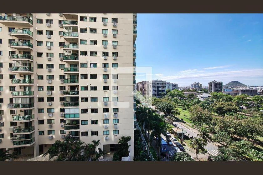 Apartamento de 2 quartos com varanda de vidro — photo 6