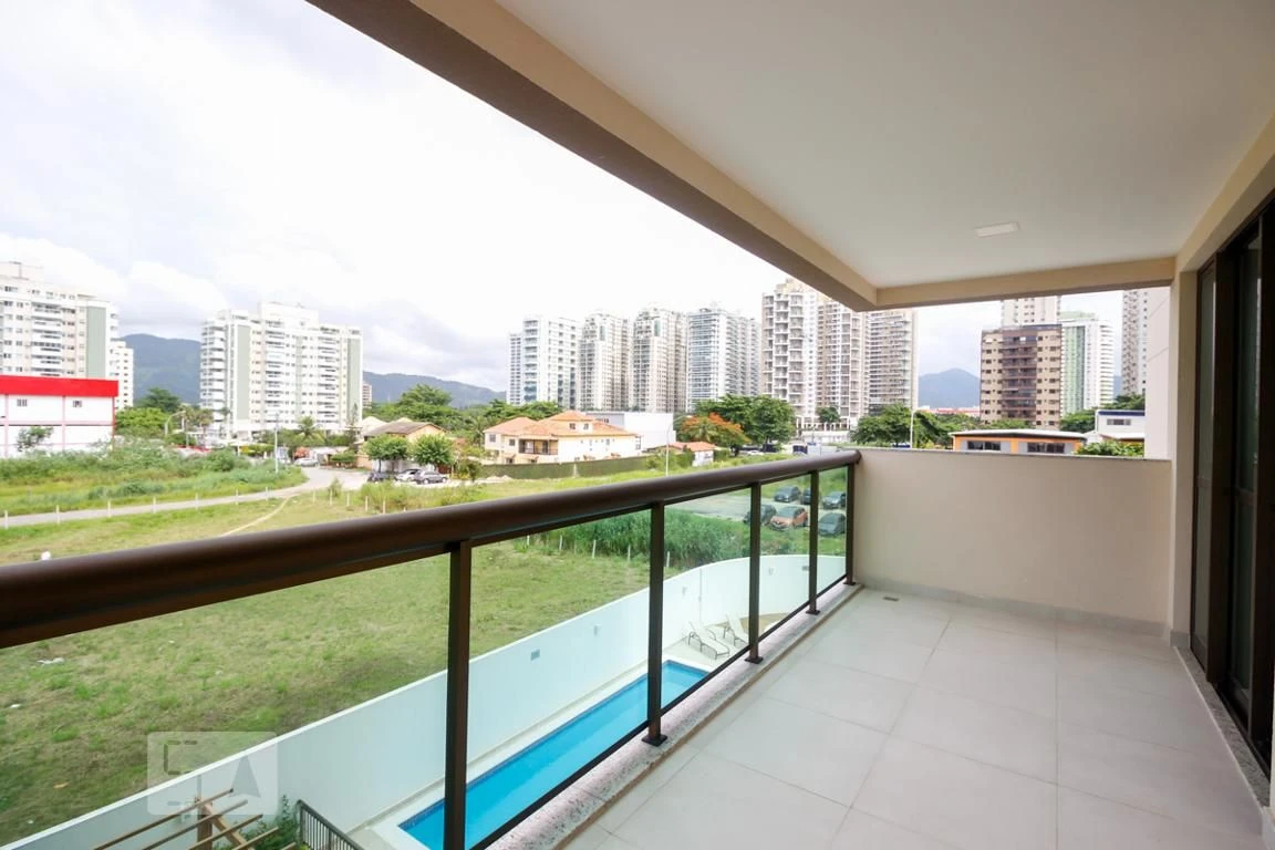 2-bedroom apartment with a mountain view — photo 3