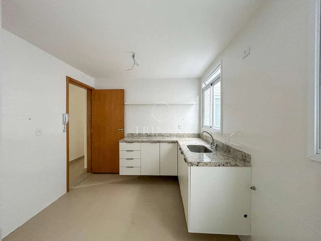 3-bedroom apartment with a gourmet balcony — photo 15