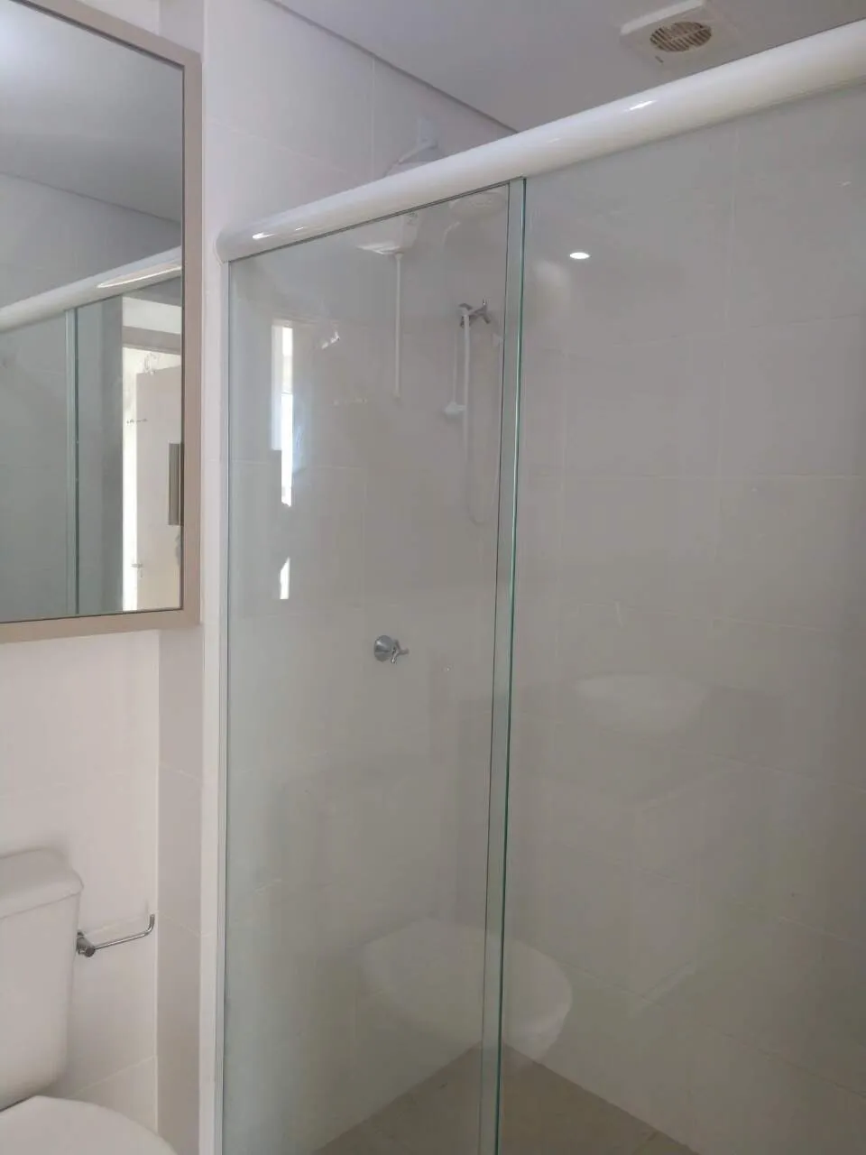 2-bedroom apartment with balcony and open-plan kitchen — photo 17