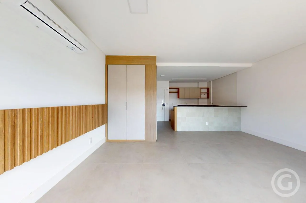 45 m² studio with 1 bedroom and 1 parking space — photo 3