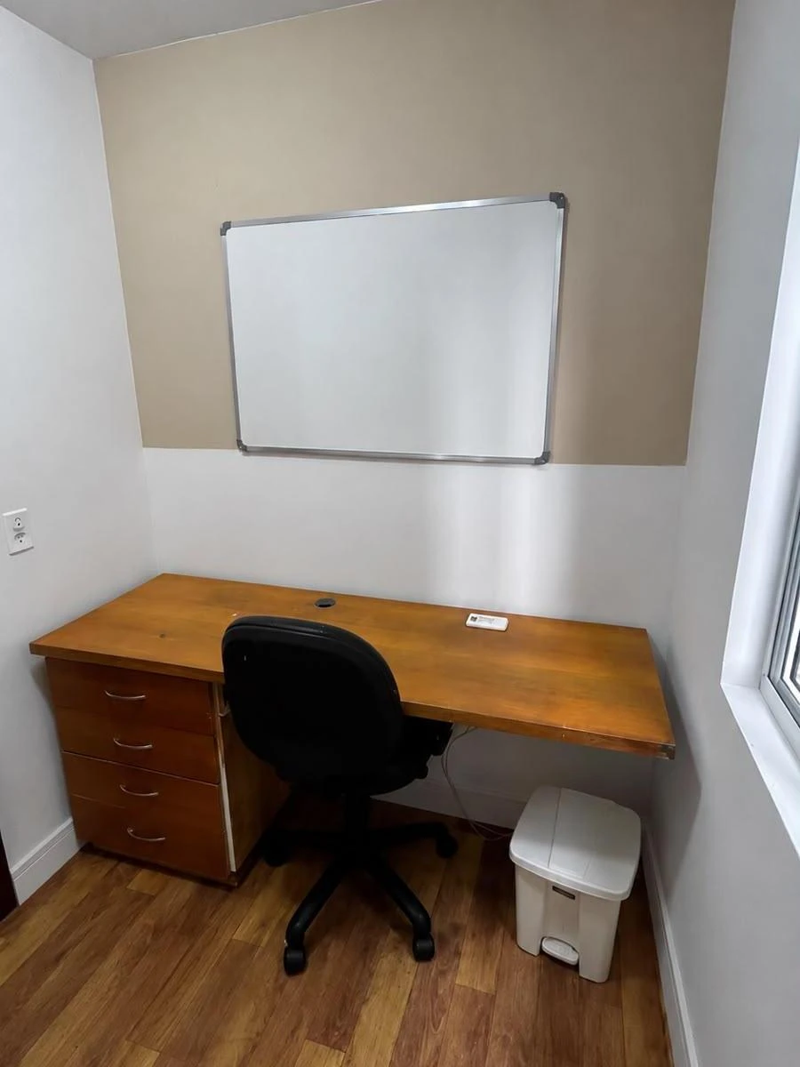 3-bedroom apartment with a home office — photo 20