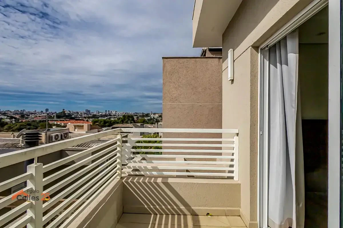 Furnished house, 275 m², with a glass-enclosed balcony — photo 21