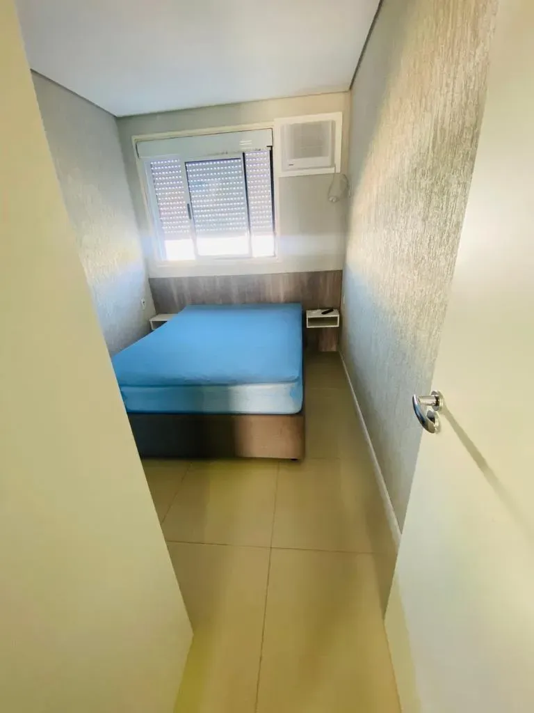 One-bedroom apartment in a building with a coworking space — photo 4