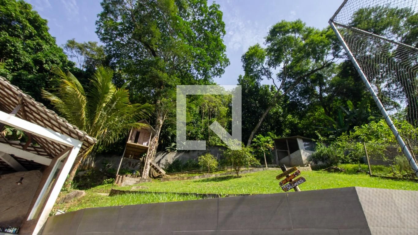 Furnished house with 5 bedrooms and 6 parking spaces — photo 15