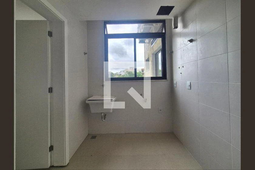 Квартира: 3 спальні, 1 з власною ванною кімнатою, 83 м² — photo 25