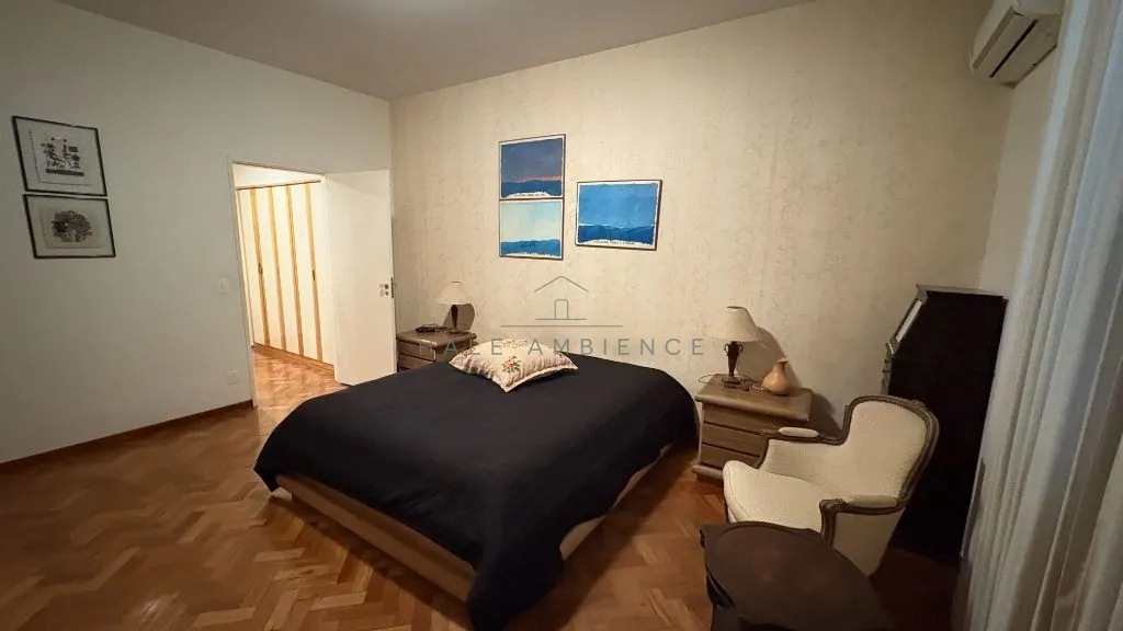 4-bedroom apartment with 4 bathrooms and 350 m² — photo 12