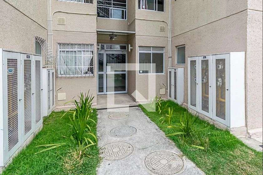 Apartamento de 2 quartos com armários na cozinha — photo 30
