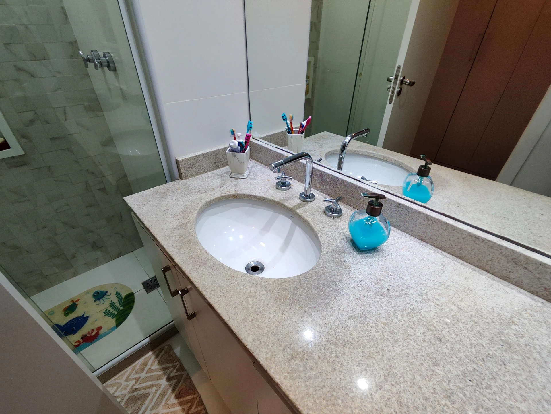 3-bedroom apartment with a dishwasher — photo 50