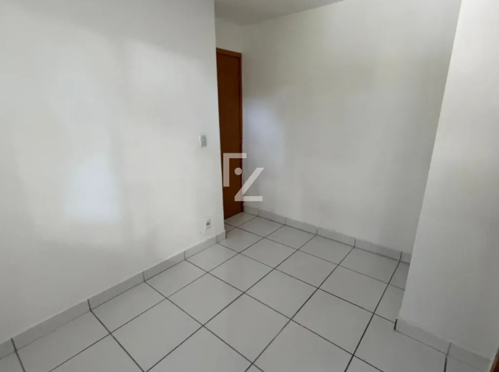 Unfurnished apartment with 2 bedrooms and 2 bathrooms — photo 23