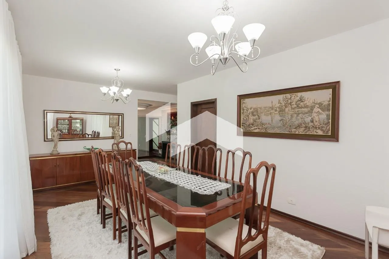 Будинок на 4 спальні з 6 місцями та 568 м² — photo 30