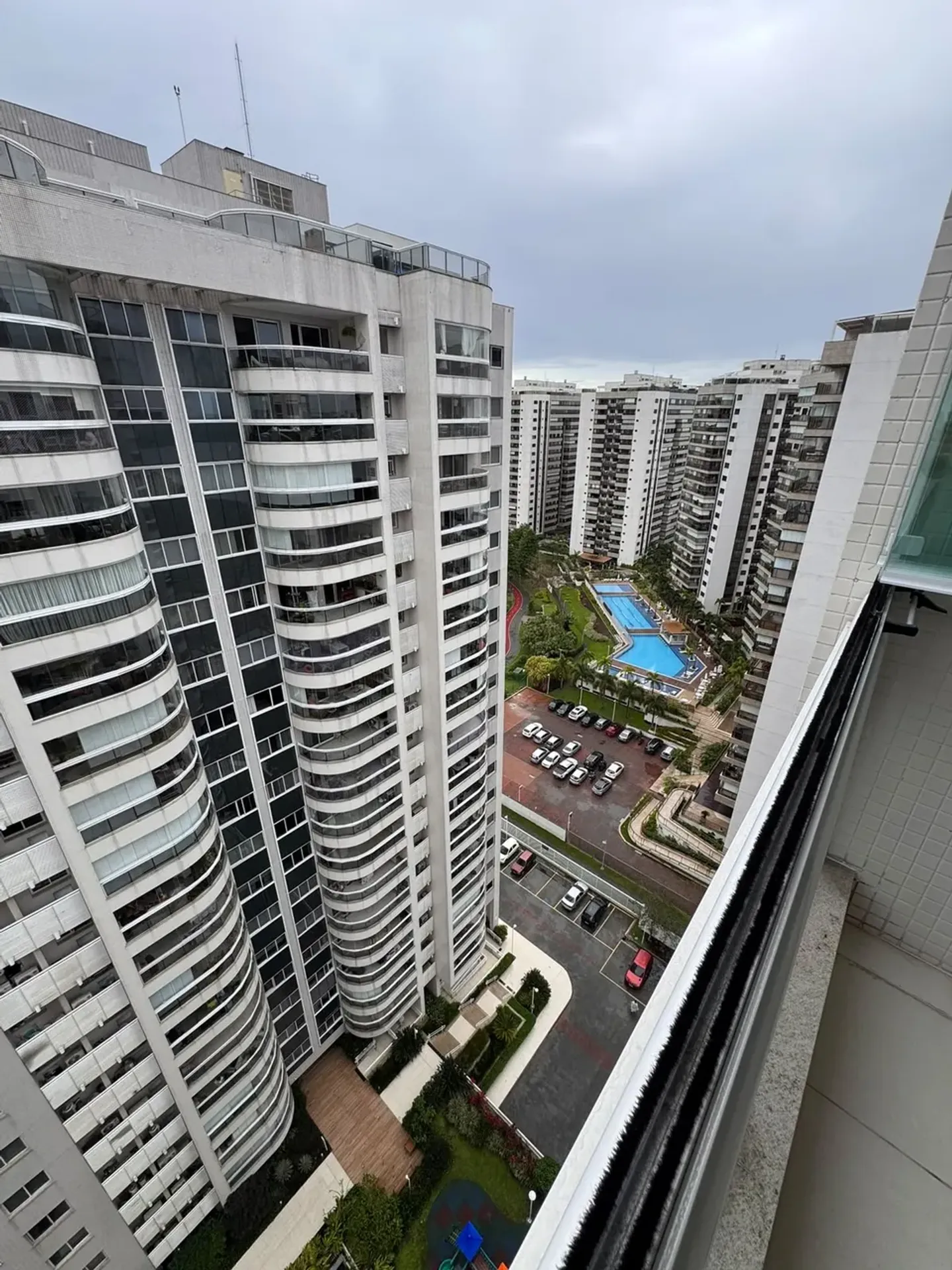 2-bedroom apartment with 3 bathrooms and 2 parking spots — photo 20