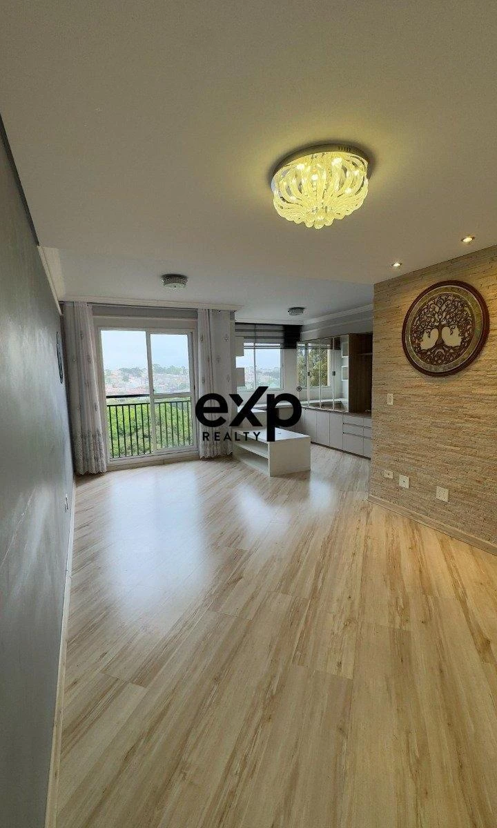 2-bedroom apartment with a home office — photo 3