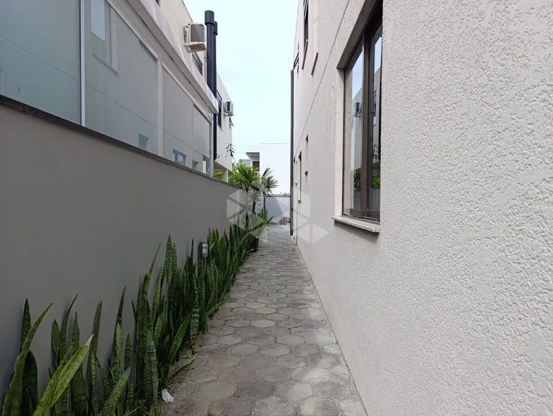 Garden in a 3-bedroom house, 130 m² — photo 14