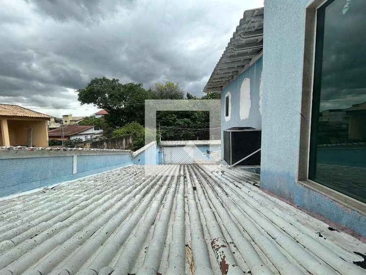 4-bedroom house with a washing machine — photo 17