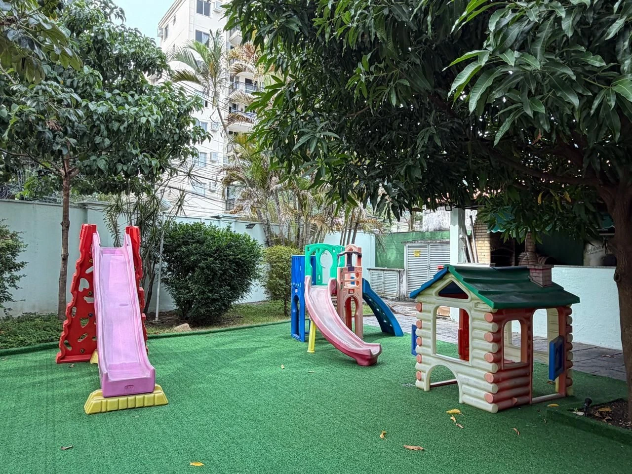 Apartamento de 3 dormitorios con 1 plaza, cocina cerrada — photo 19