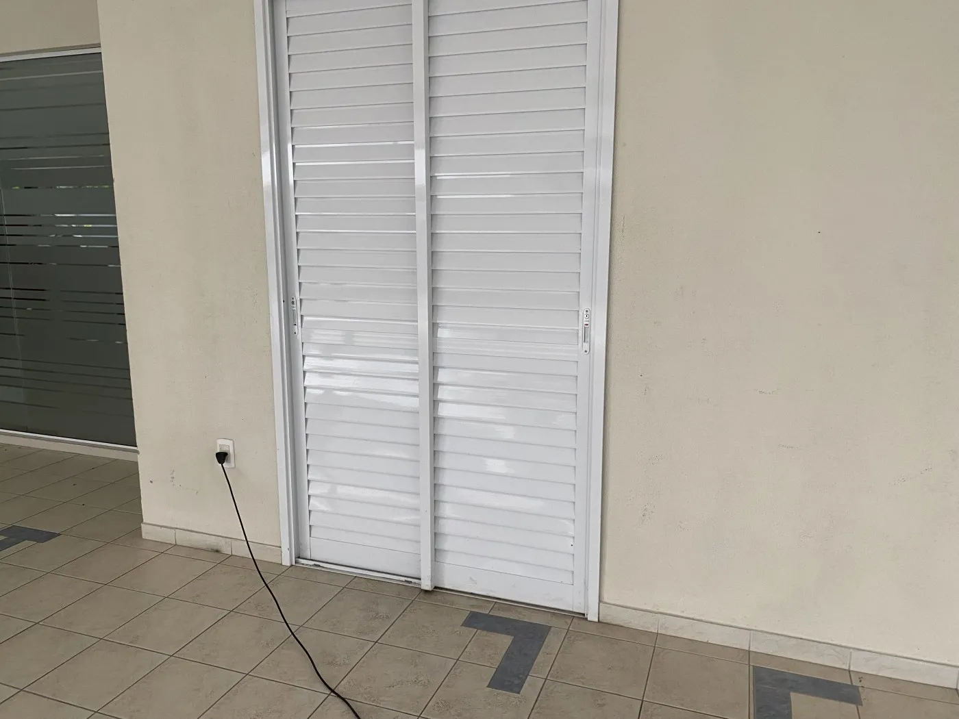 Apartamento en planta baja con 4 dormitorios y 3 suites — photo 3