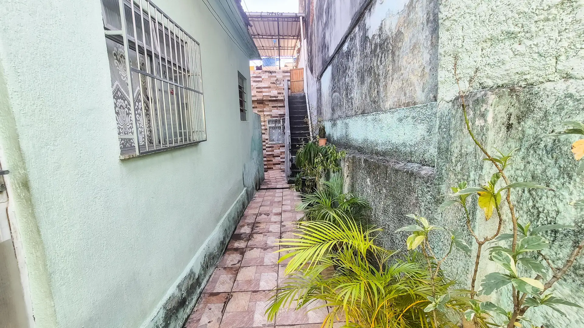 House with 2 bedrooms and a washing machine — photo 49