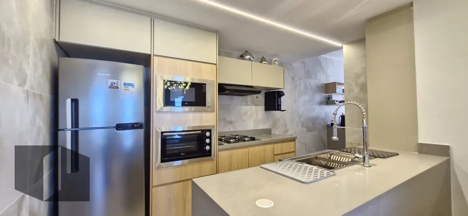 Apartamento mobiliado com 2 quartos e 3 banheiros — photo 5
