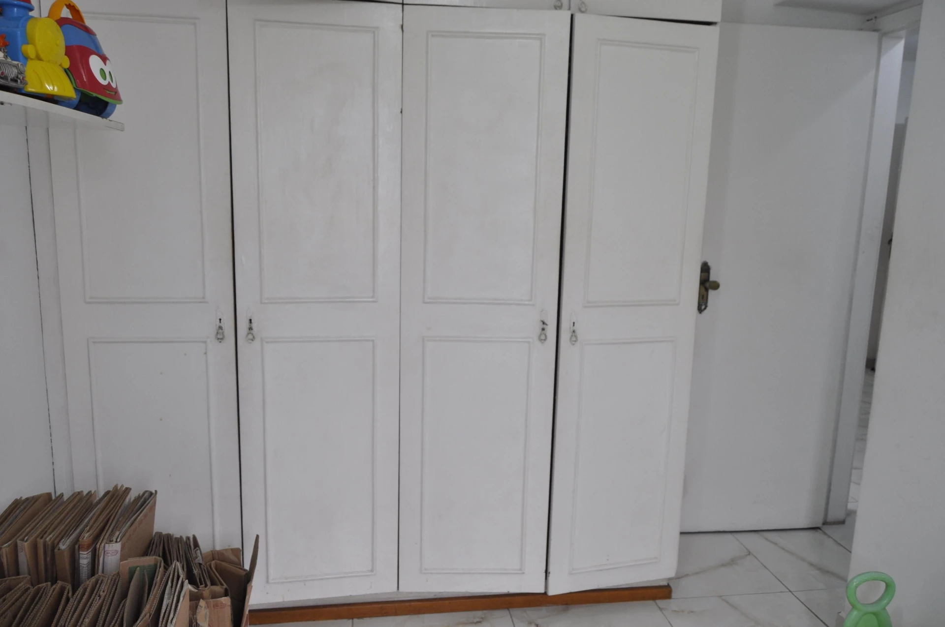 Furnished 2-bedroom apartment with private garden and 1 bath — photo 37