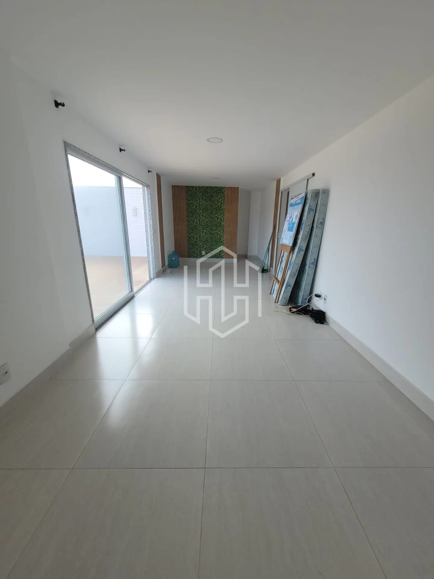 4-bedroom apartment with a water view in Rio de Janeiro — photo 17