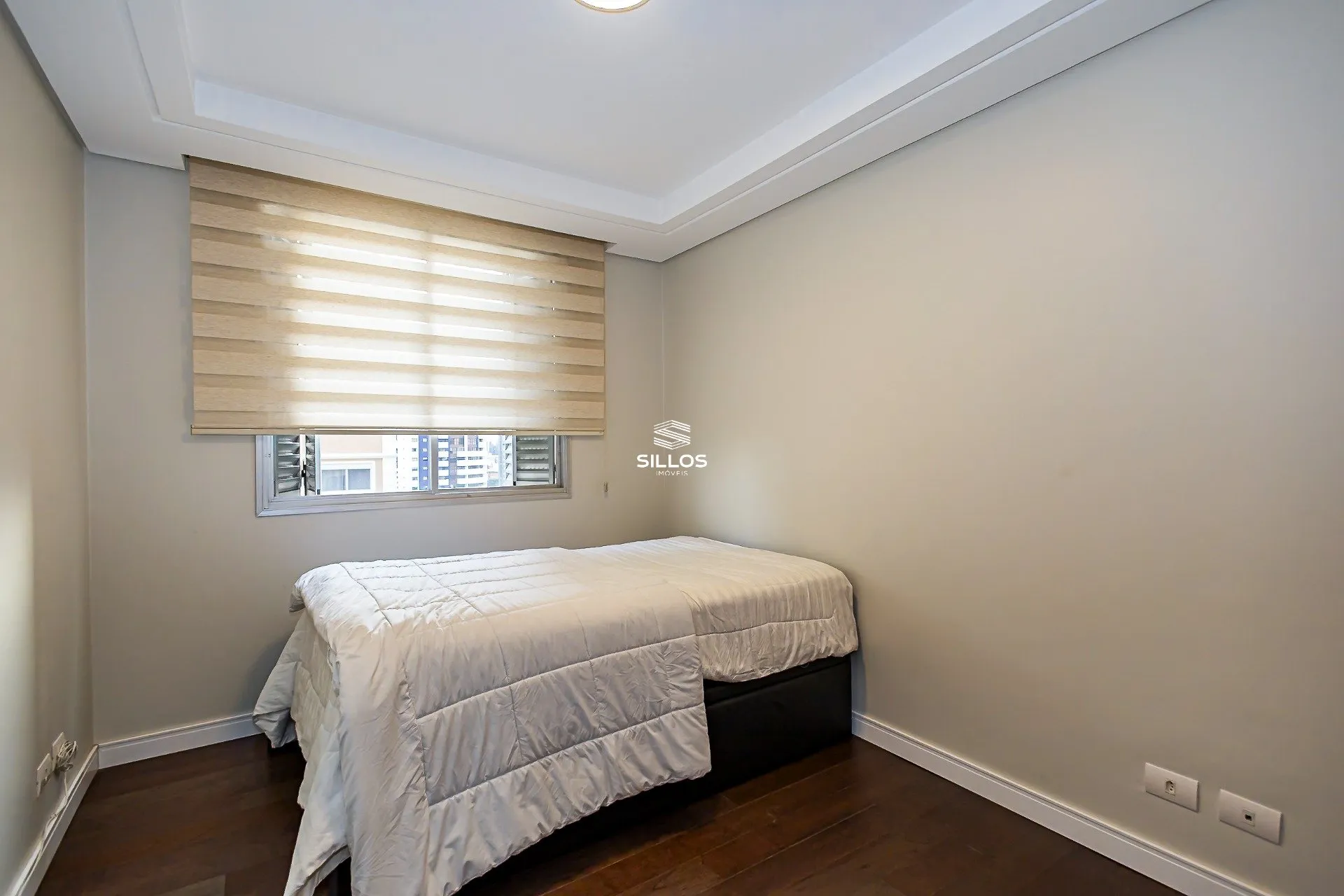 Apartamento de 241 m² con 4 dormitorios y cocina abierta — photo 15