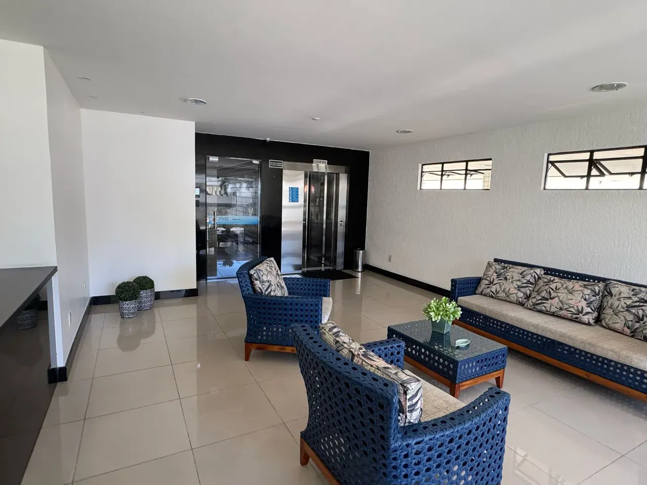 Unfurnished 100 m² apartment with 4 bedrooms and 2 en-suites — photo 7