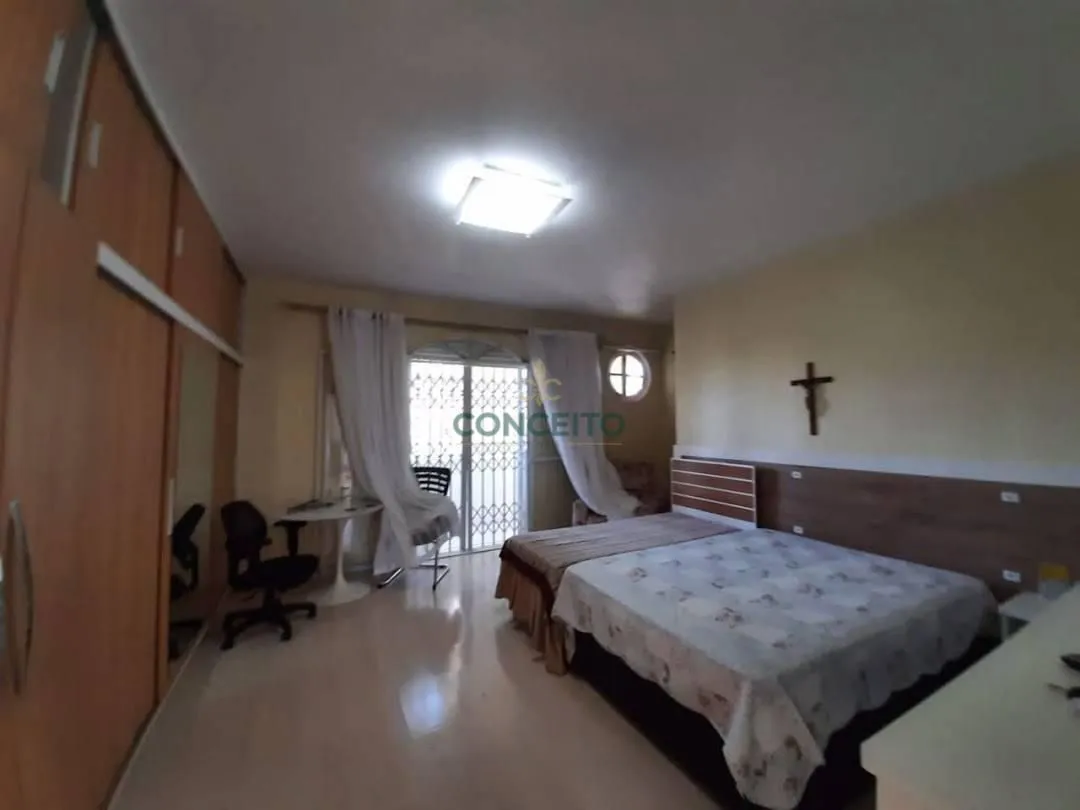 Casa en alquiler con 6 dormitorios y 420 m² — photo 21