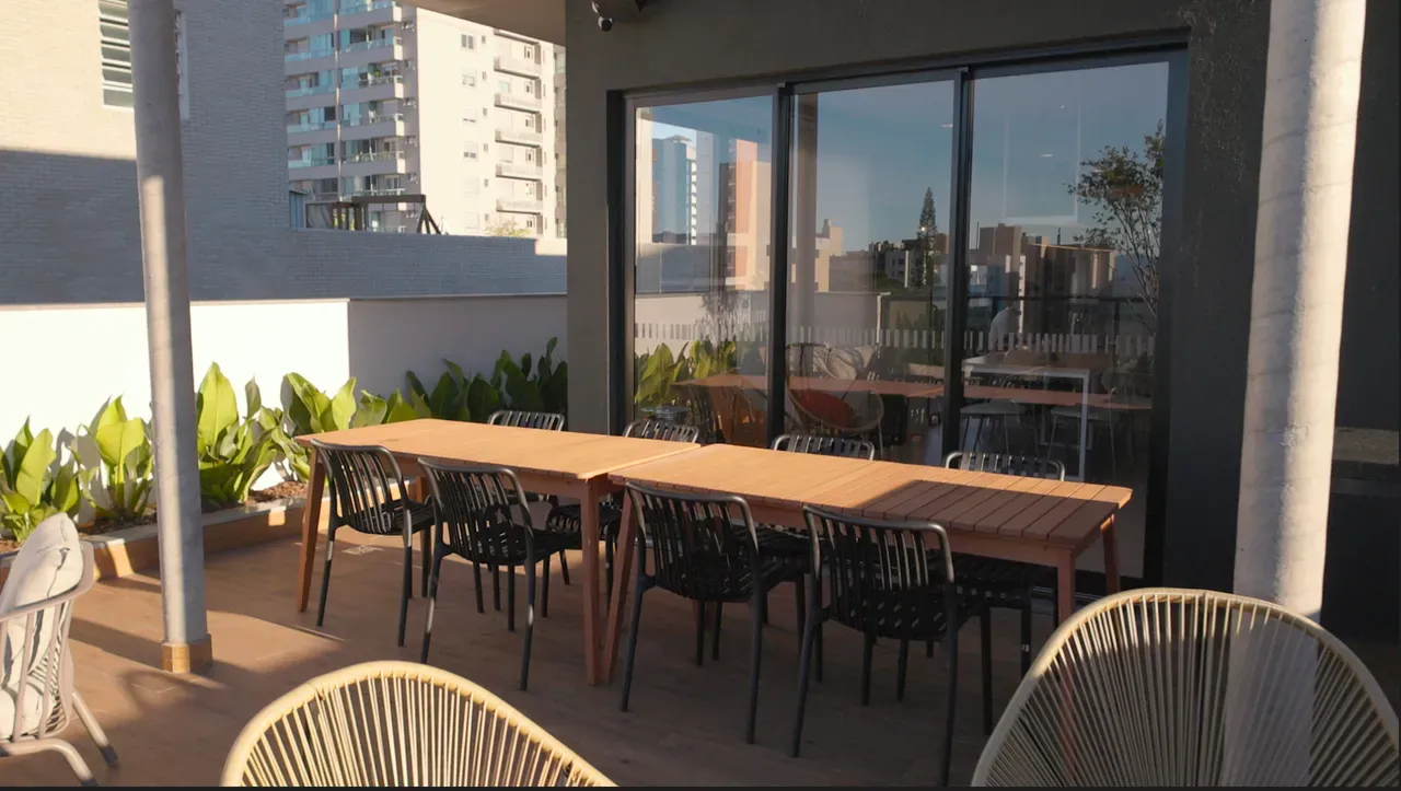 Apartamento mobiliado com cozinha em conceito aberto — photo 7