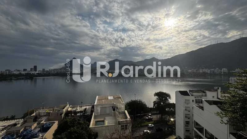 Apartamento de 240 m² com 3 quartos e vista marcante — photo 12
