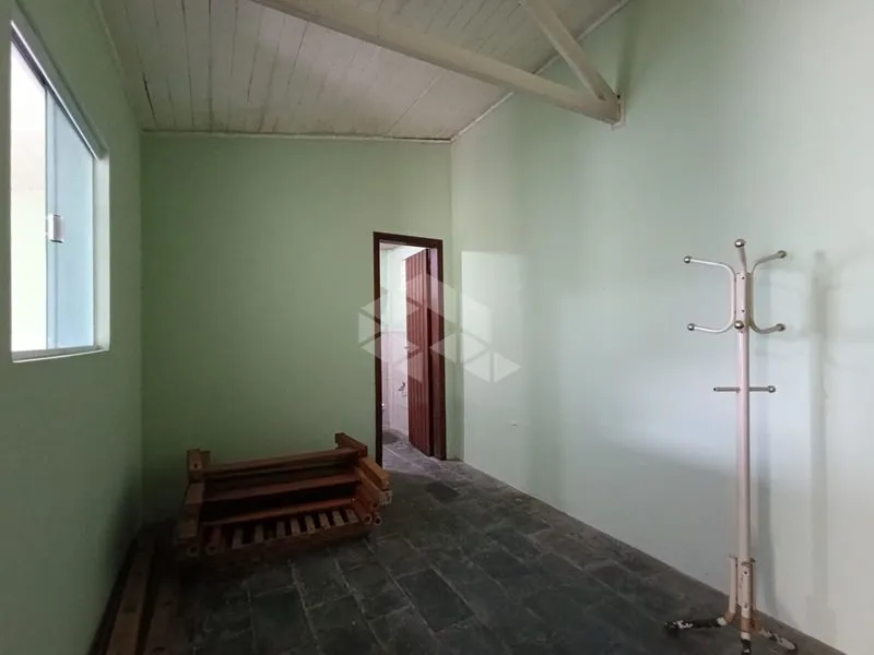 35 m² apartment with 1 bedroom and glass shower — photo 15