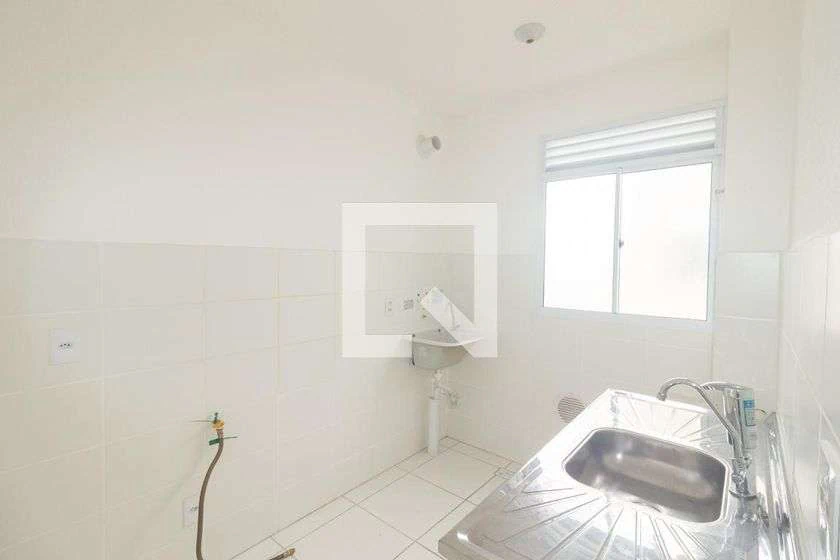 46 m² apartment with a closed-off kitchen and parking — photo 10