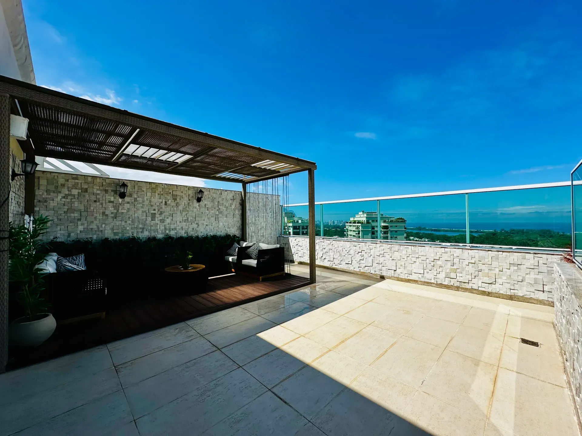 Мебльована дуплекс-квартира з 4 спальнями й 600 м² — photo 49