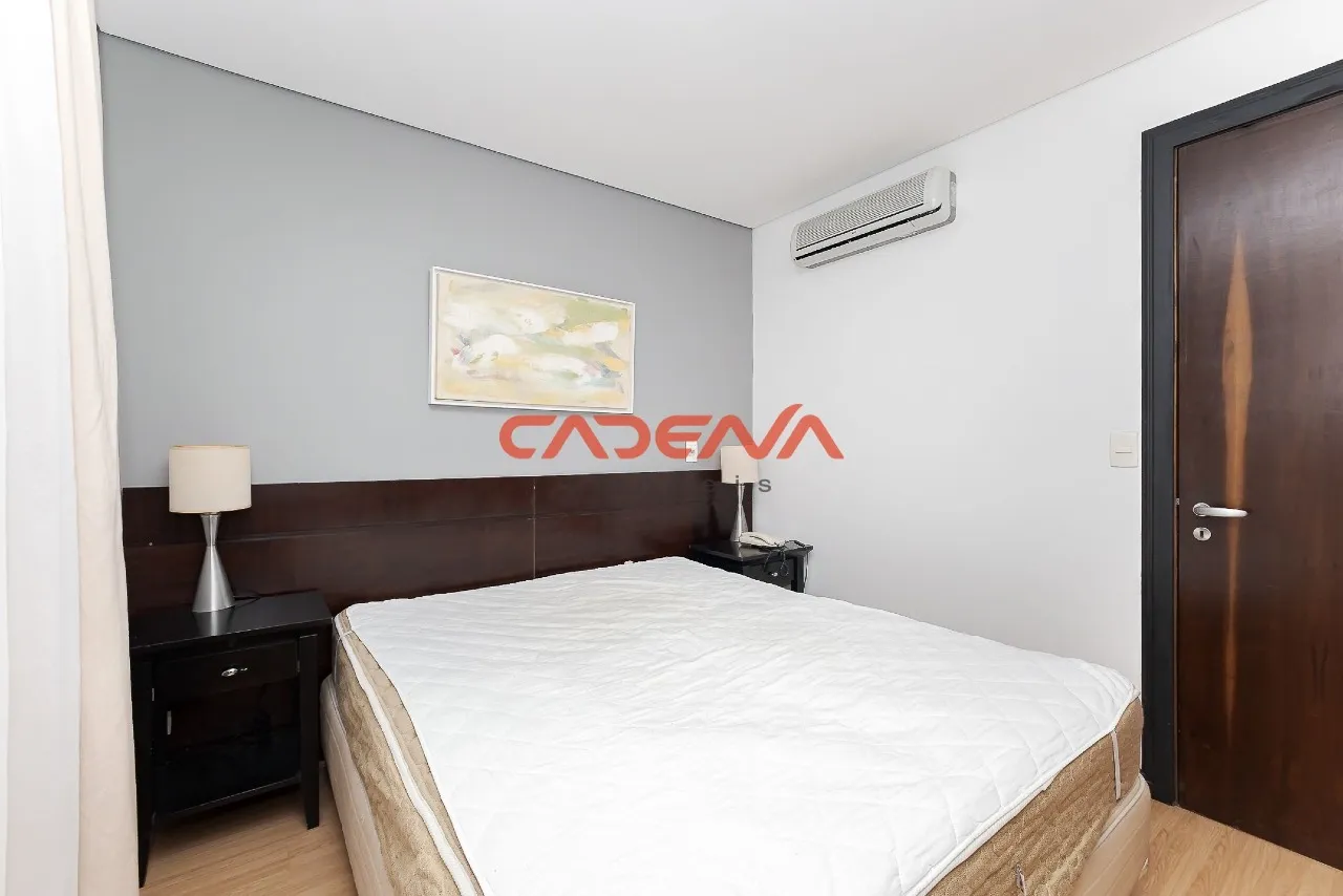 One-bedroom apartment with a washing machine — photo 3