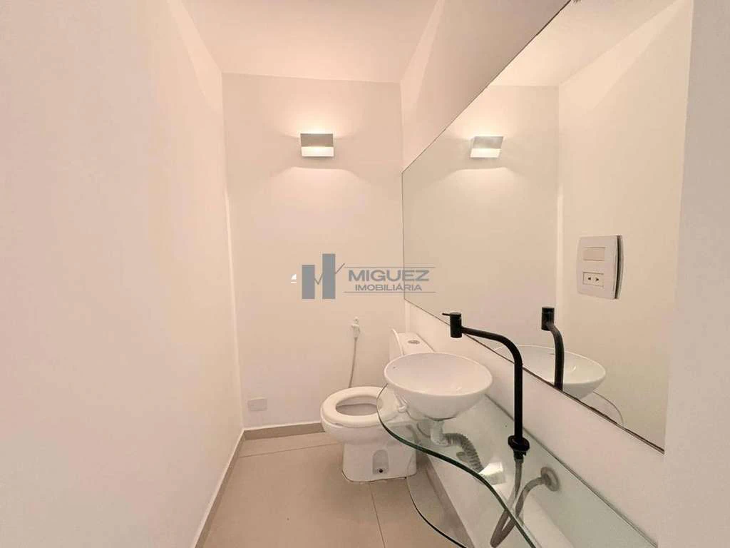 273 m² triplex house with 3 parking spaces and 5 baths — photo 9