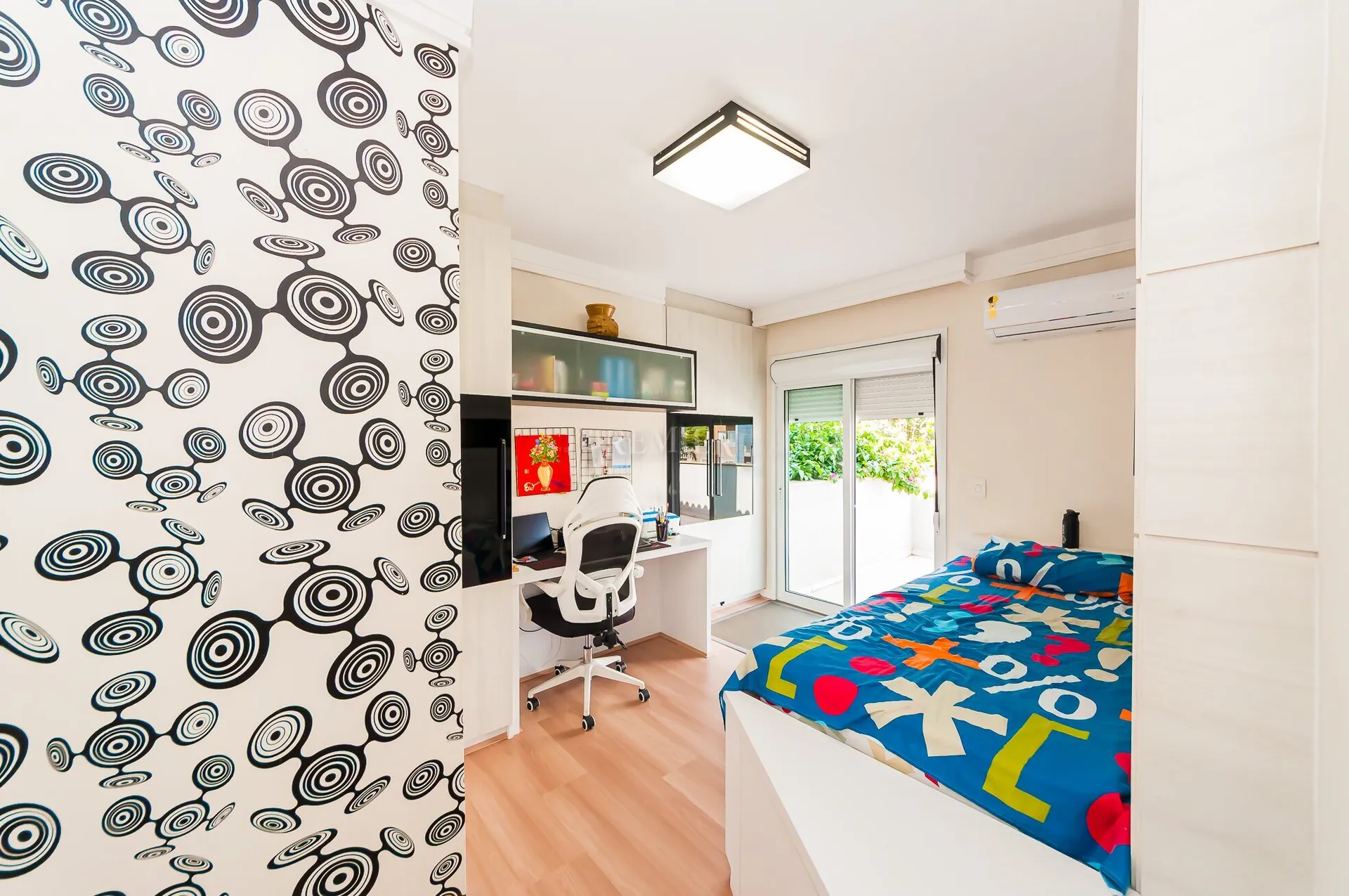4-bedroom house with open-plan kitchen and 3 parking — photo 26