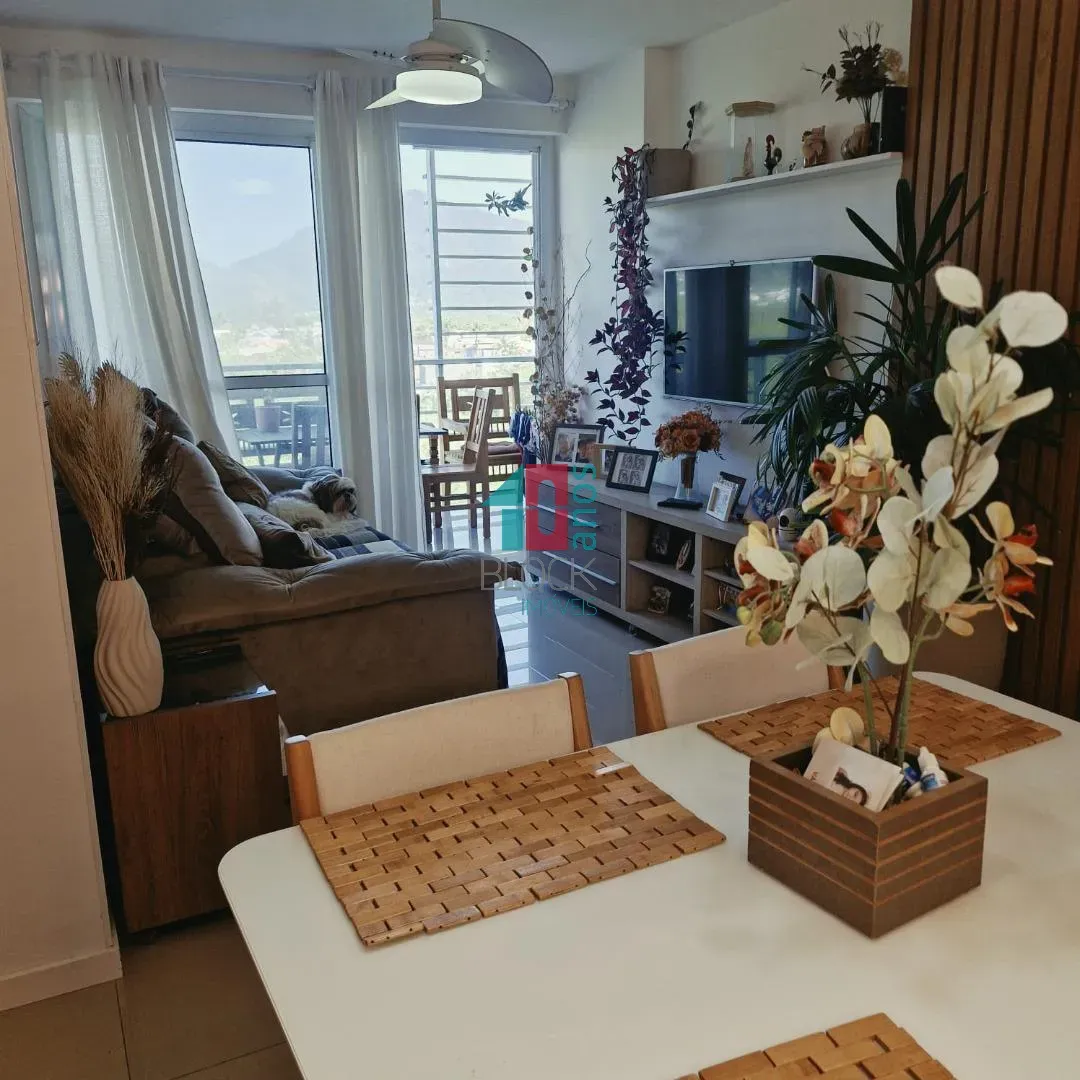 3-bedroom apartment in a building with a gym — photo 11