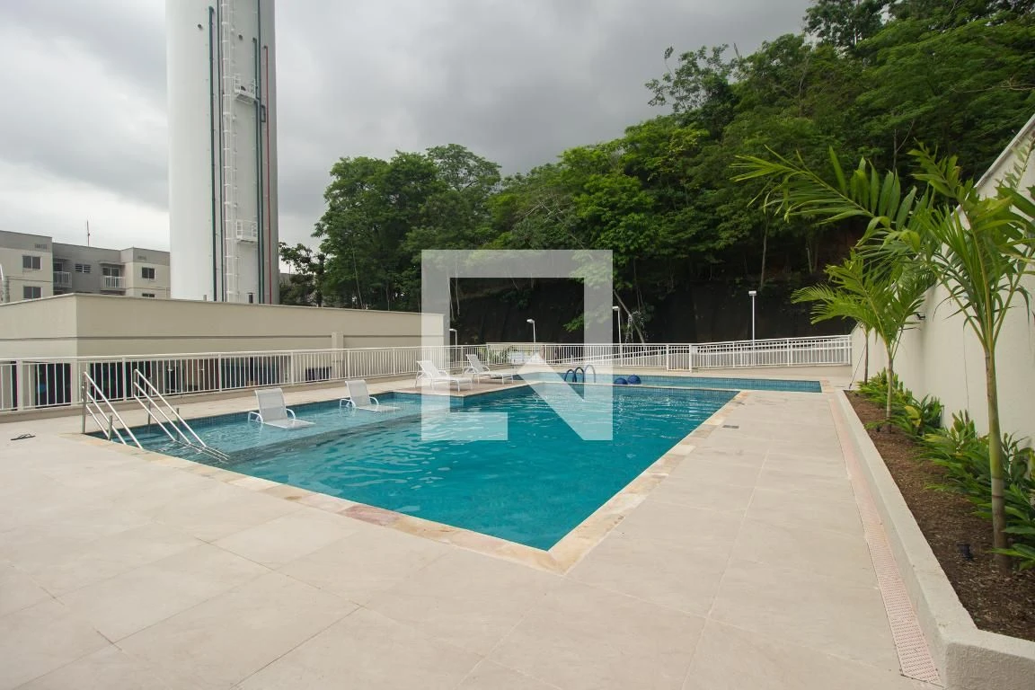 Apartamento de 2 quartos em condomínio com academia — photo 12