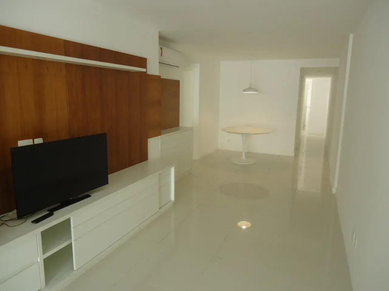 90 m² apartment with 2 bedrooms and a balcony — photo 20