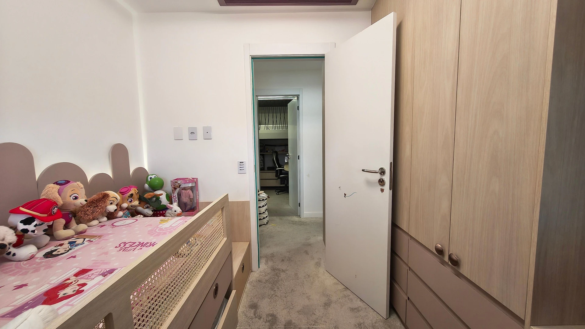 3-bedroom apartment in a building with a sauna — photo 4