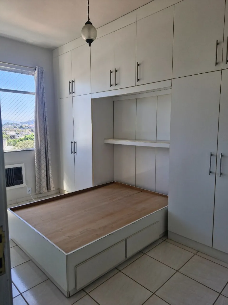 2-bedroom, 2-bath apartment with no parking space — photo 3