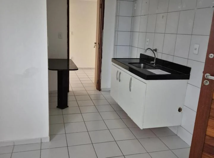 Apartamento sin amueblar de 40 m² con baño en suite — photo 2