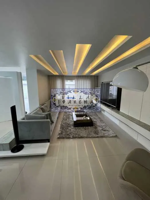 Triplex house with 420 m², 5 suites and a washing machine — photo 13