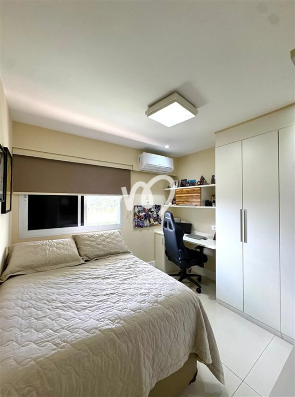 Furnished apartment with 4 bedrooms and 5 bathrooms — photo 11