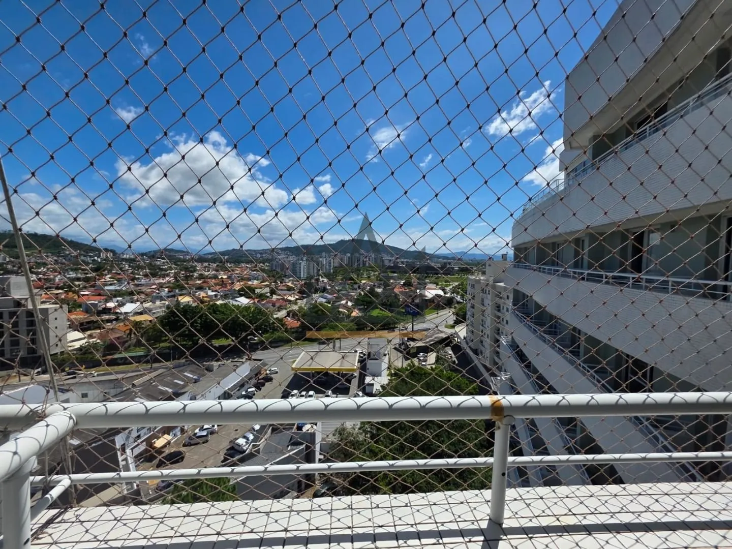 Apartamento com 2 suítes, 86 m² e varanda com vidro — photo 10