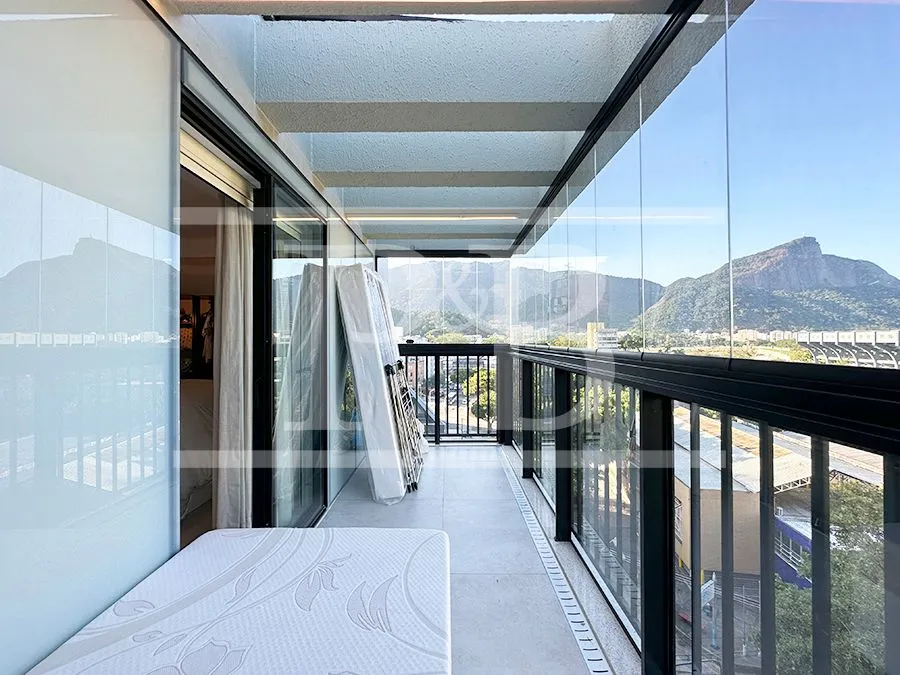 Furnished 2-bedroom apartment with enclosed balcony — photo 4