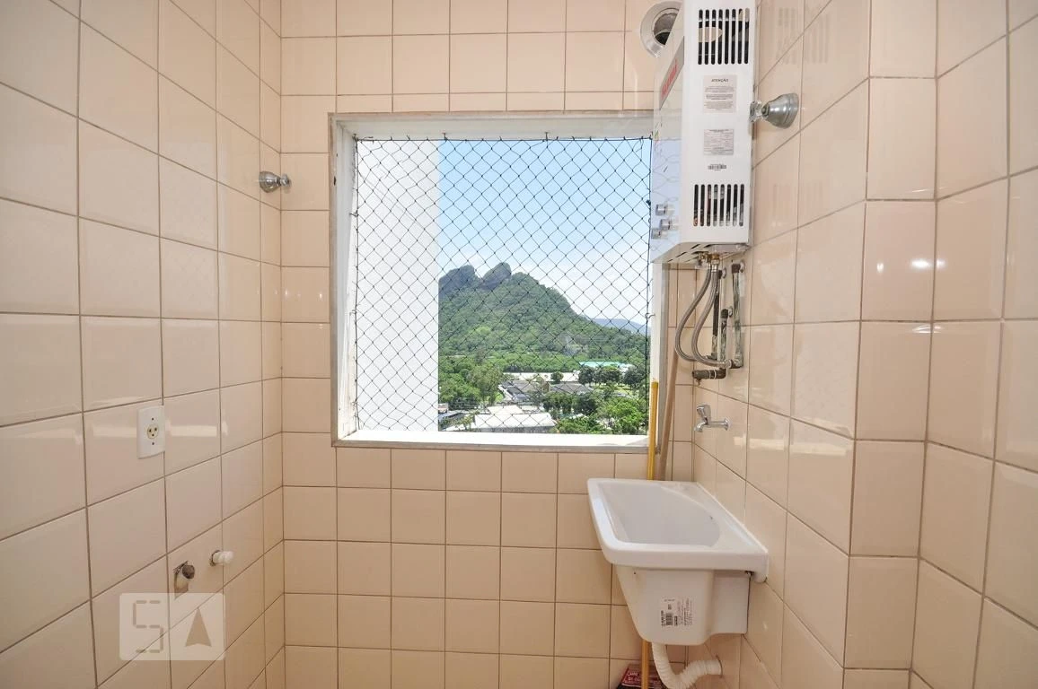 2-bedroom apartment with a mountain view in Rio de Janeiro — photo 41